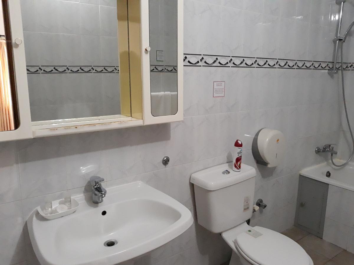 Lavender Lodge Hotel 阿克拉 外观 照片